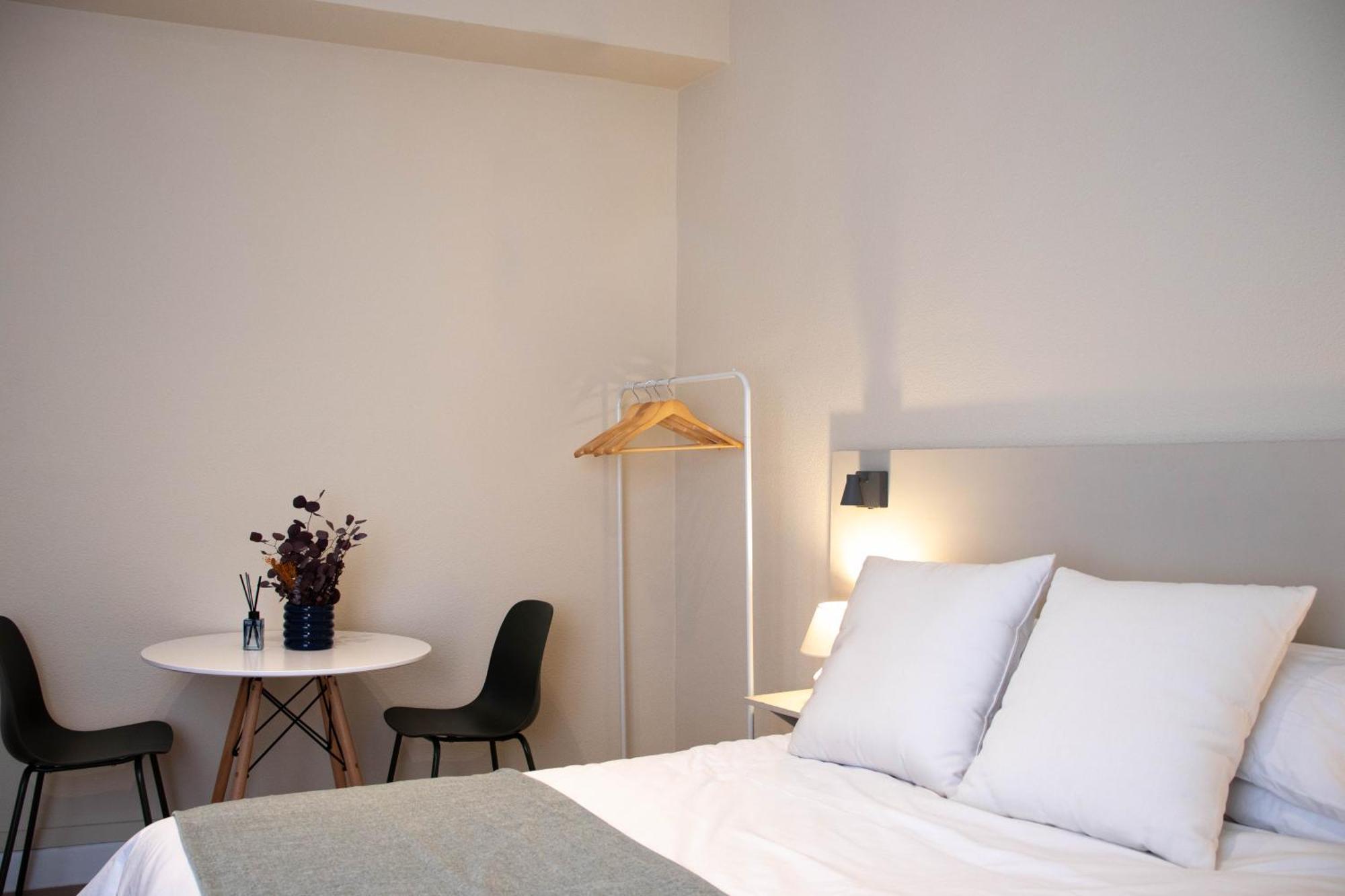 Apartamentos 阿尔巴塞特 外观 照片