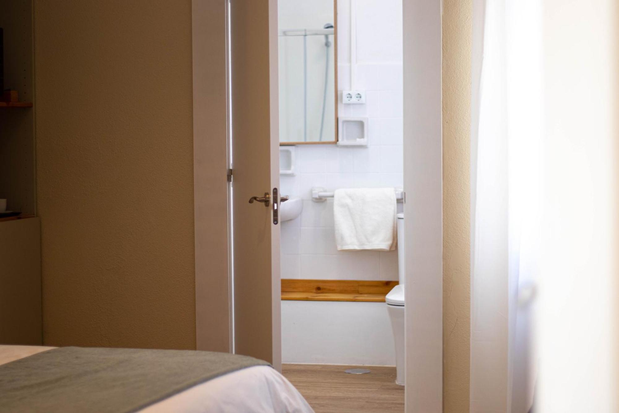 Apartamentos 阿尔巴塞特 外观 照片